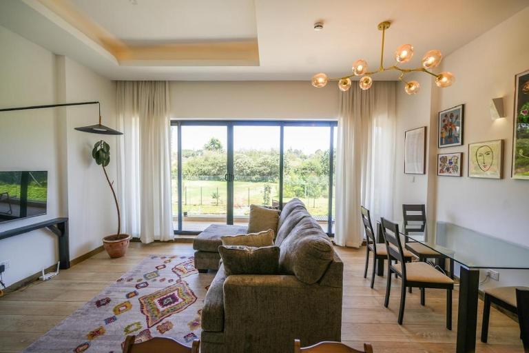 Modern 1BR Apartment Two Rivers Fully Furnished - Chambres d'hôtes Nairobi