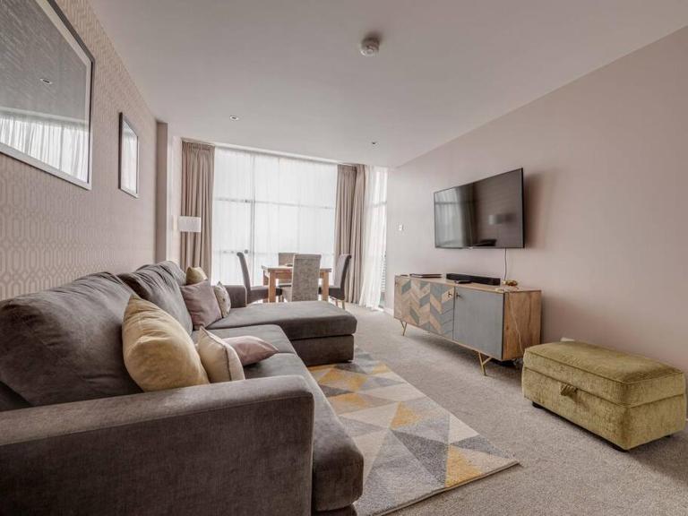 2 Bed Deansgate Apartment City Centre - B&B Manchester