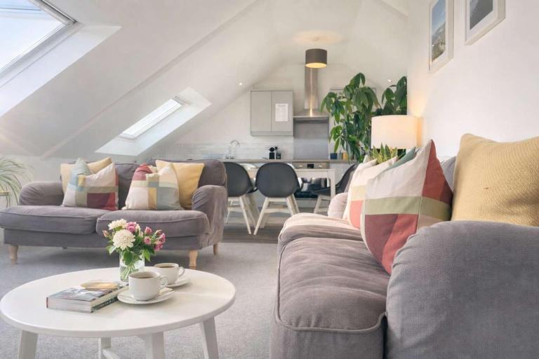 Stunning Penthouse in Penzance "Amazing Sea Views" - B&B Penzance
