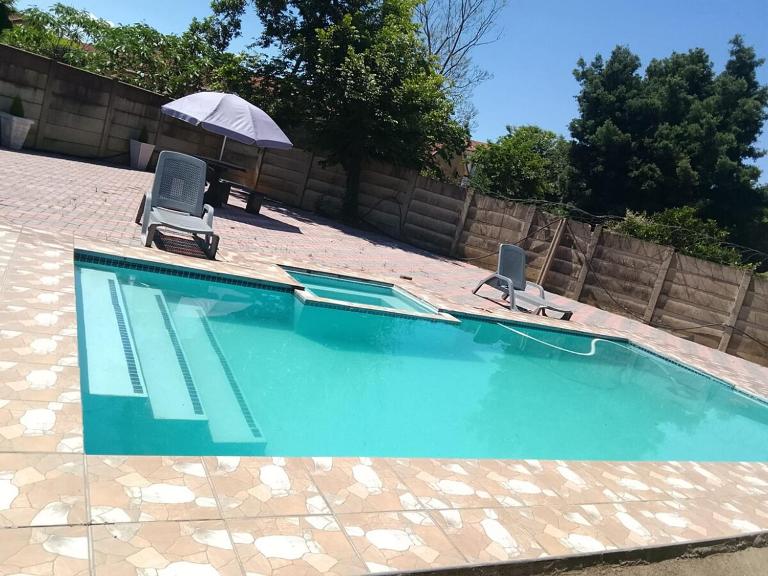 33 On Boeren Cottage - B&B Vryheid