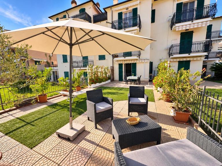 Lisa's House by Le Case di Tati - B&B Riva Ligure