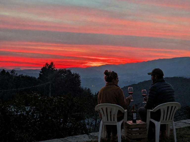 Casa Dosso retreat to the Lessinia Parc Garden & Stunning view - B&B Corbiolo