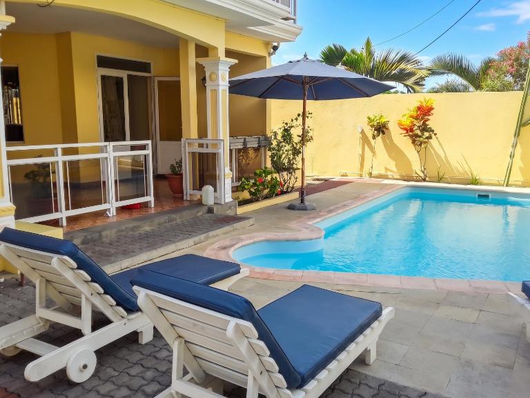 Spacious Villa Grand Baie with Pool - B&B Grand Baie