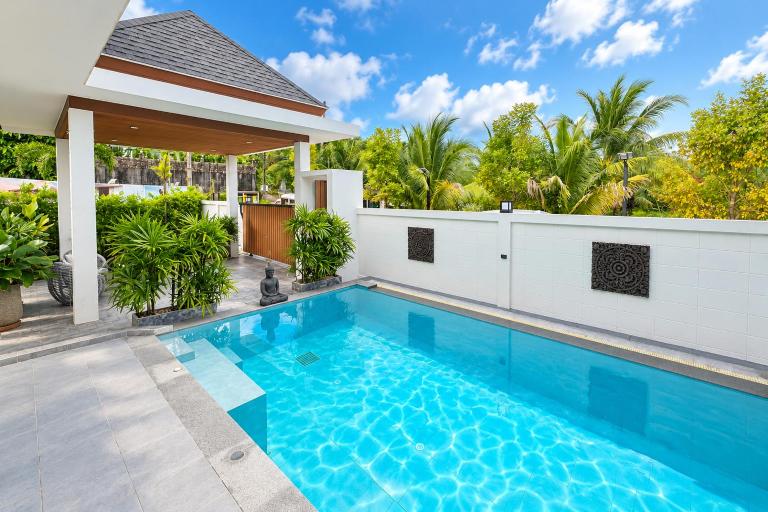 Nai Yang 2BR Private Pool Villa - Free Tuk-Tuk - Bed and Breakfast Nakhon Phanom