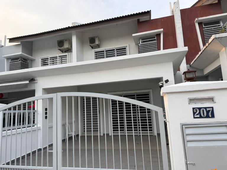 Saujana S2 Height Happy Guest House - Ferienwohnung Kampung Sibir