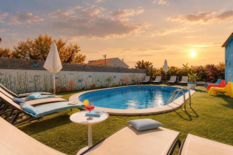 Bambus House Blue - B&B Quarteira