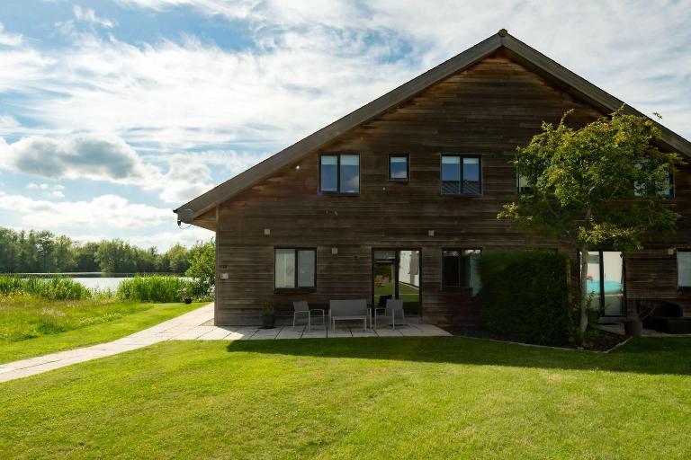 Malachite - B&B South Cerney
