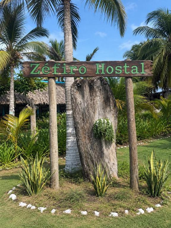 Zéfiro Hostal - B&B San Bernardo del Viento