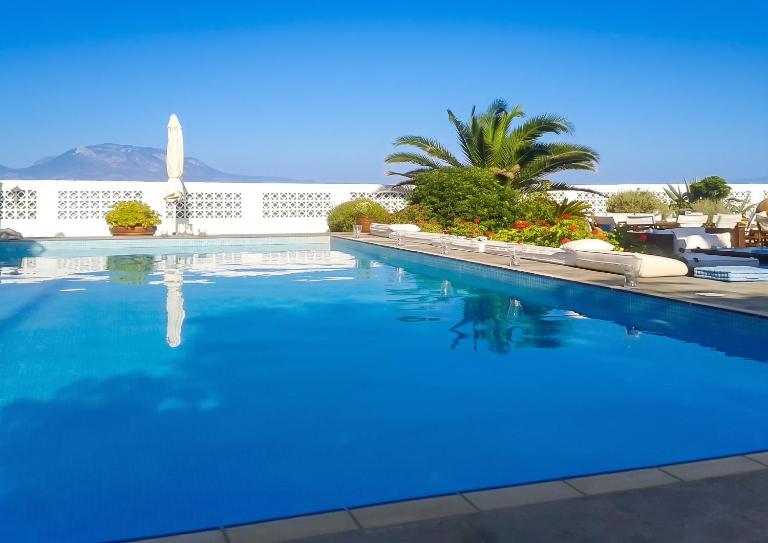 Elegant villa with sea view in Nerantza, private pool - Ferienwohnung Nerántza