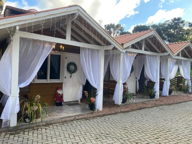 Chales Spa Exclusive - Localizado Proximo do Centro - B&B Canela