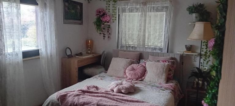 LOVELY ROOM in Rose resort, Ljubljana - Chambres d'hôtes Ljubljana