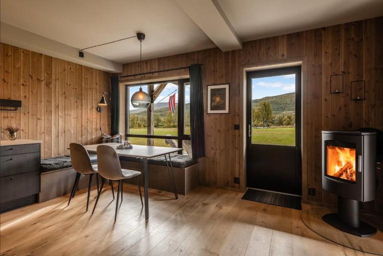 Exclusive apartment in a great hiking and skiing area - Ferienwohnung Eidfjord