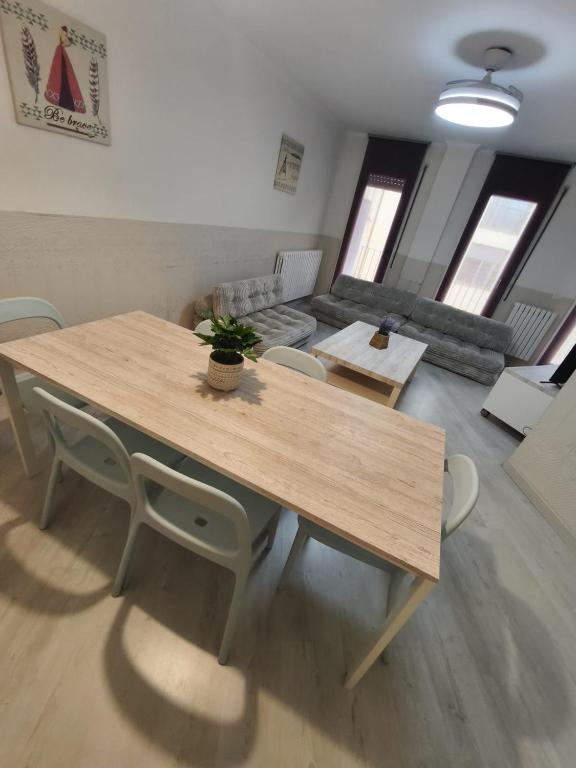 Apartseu - Ferienwohnung La Seu d'Urgell