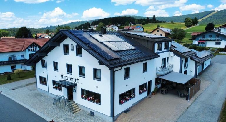 Maxlwirt - Gasthaus Pension Gibis - B&B Mauth