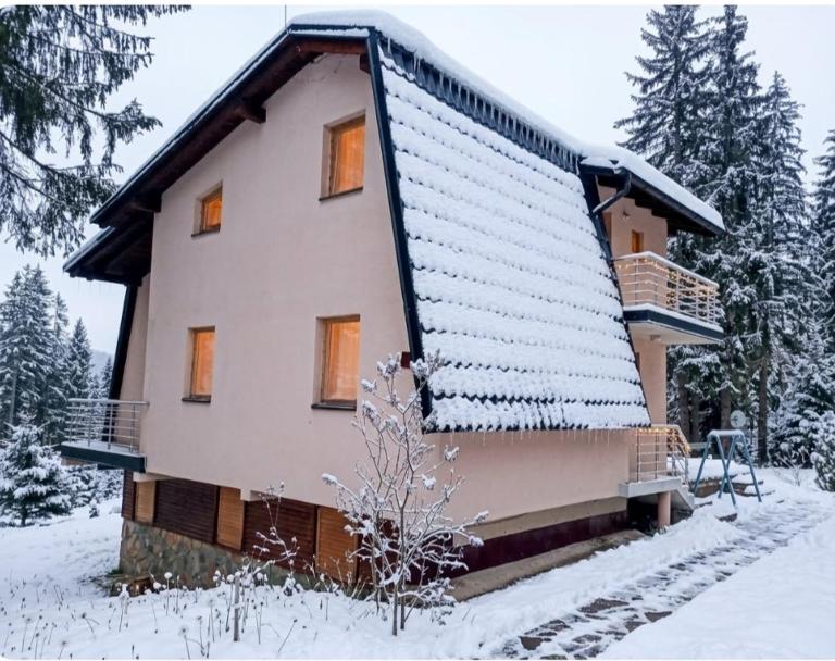LUNA 1 apartman - Chambres d'hôtes Travnik