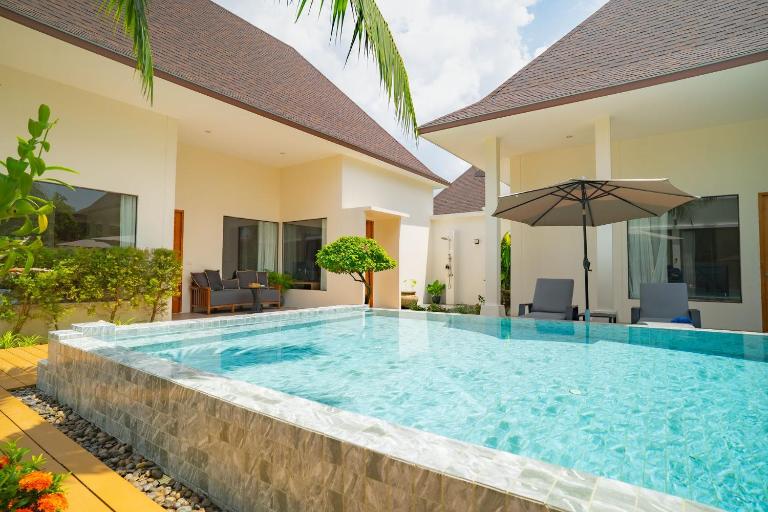 Dutch Villas Phuket - B&B Ban Ko Lan
