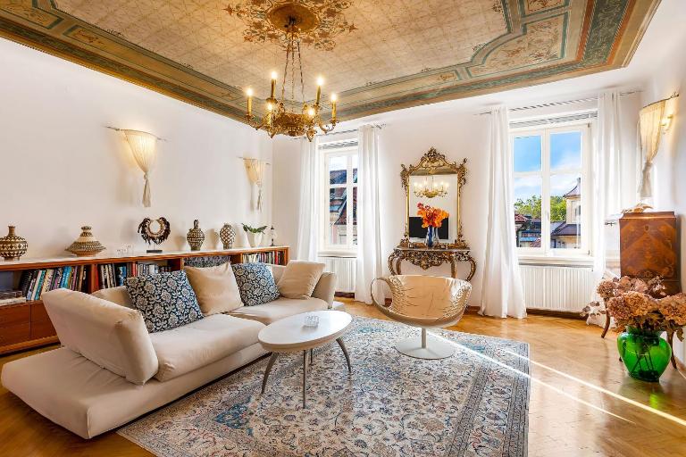 Neoclassical Luxury Apartment Ljubljana - Ferienwohnung Ljubljana
