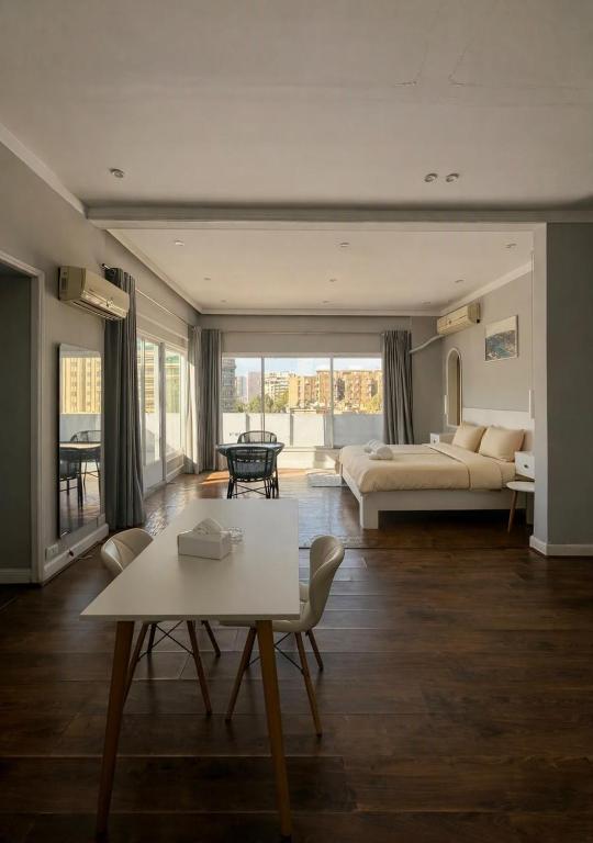 The Ultimate Luxury Stay at garden city - B&B Il Cairo