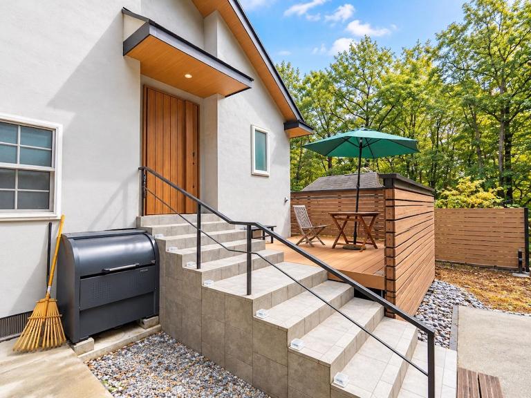 Sun Village 南欧風モダンハウス 完全リフォーム済 テディベア美術至近 BBq デッキ - Bed and Breakfast Nasu