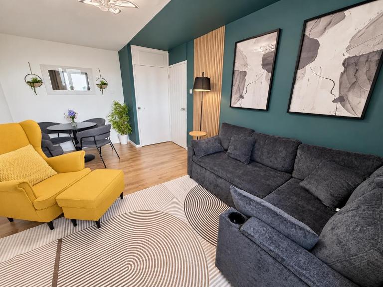 Modern Spacious Three Bedroom Apartment in Central London Kennington - Bed and Breakfast Londen