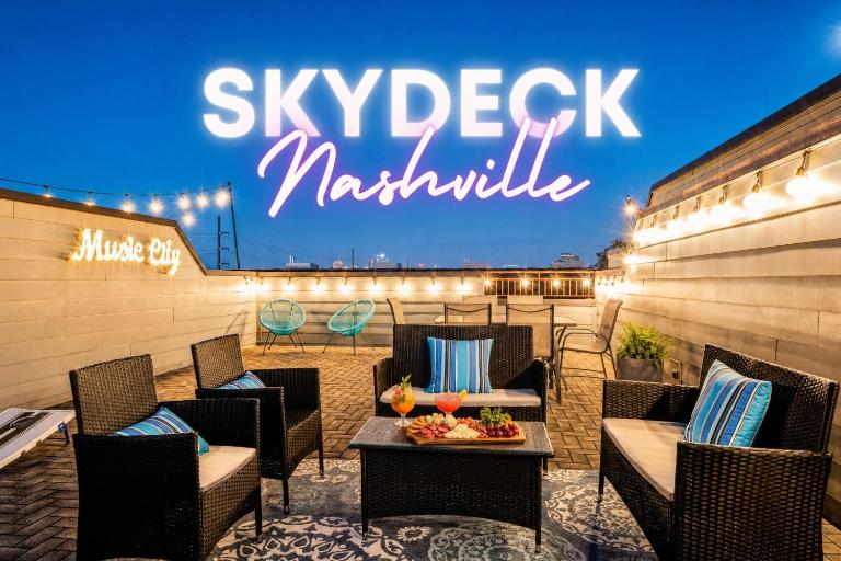 Game Room and Skydeck - Book Today - B&B Nashville