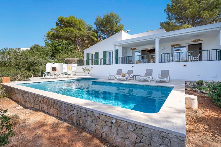 VILLA MARGARITA - Bed and Breakfast Sant Lluís