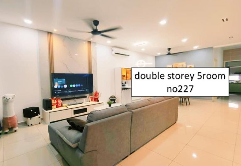 Area Bandar Putra Kulai 4-6BR near AEON IOI Airport - Ferienwohnung Kulai