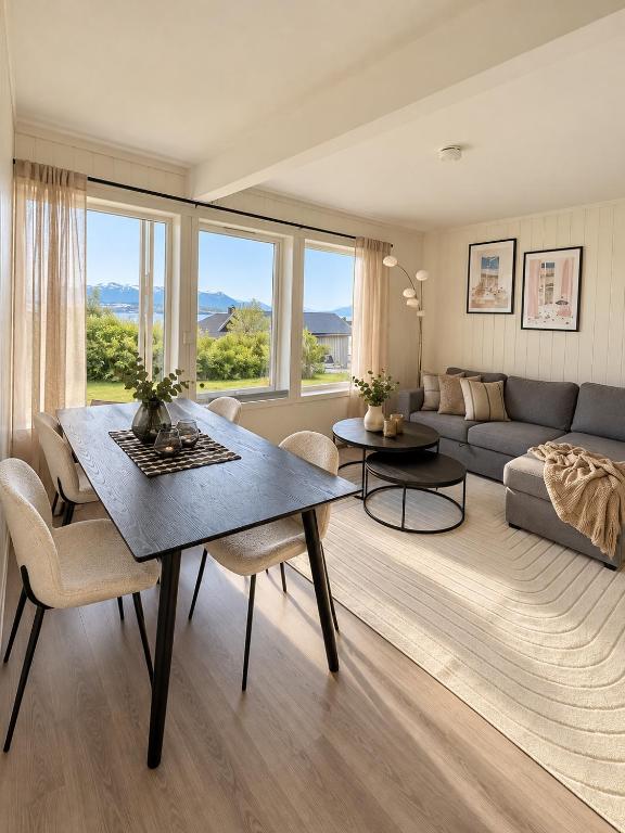 Modern Apartment with Sea View and Free Parking Northern lights and Reeinders at kvaløya - B&B Tromsø