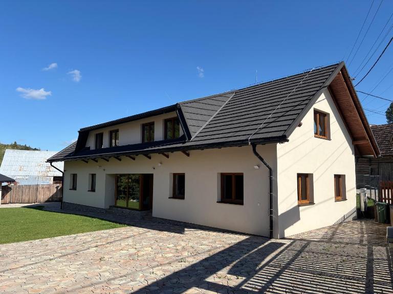 Pallov Dvor - Chambres d'hôtes Lutiše