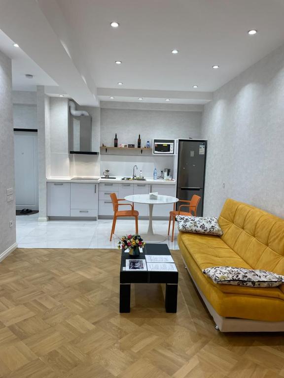 Baku City Center Studio - City View & Modern Comfort - Ferienwohnung Baku