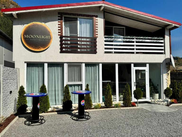 Moonlight Boutique - B&B Topliţa