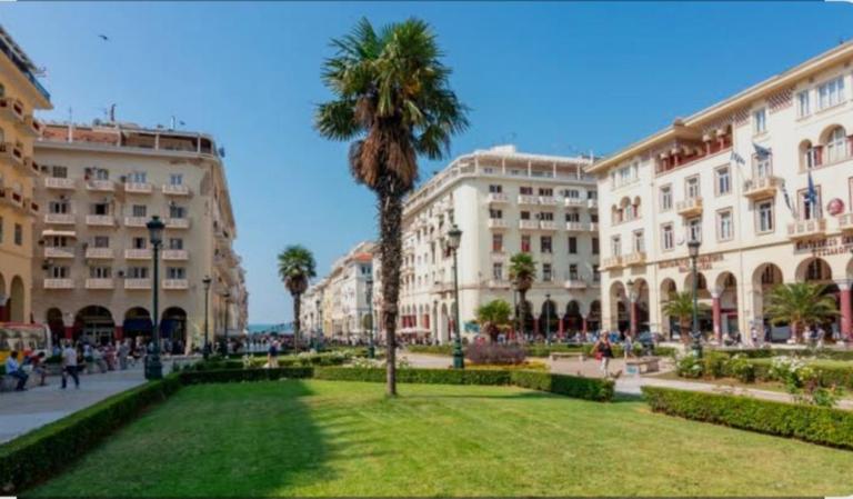 Aristotelous Steps- Premium Location & Quiet Modern 2BD - B&B Salónica