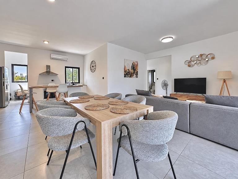 Coastal View 2 Apartments North - B&B Grand Baie