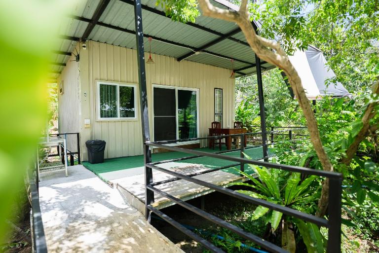 Lung peiyk homestay - Bed and Breakfast Ban Bang Bao