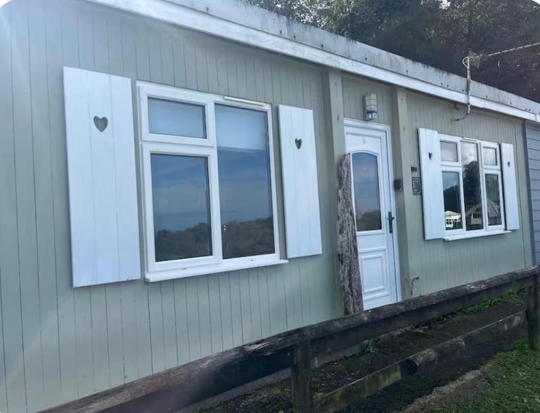 DRIFTWOOD LODGE please note the facilities at the holiday park are seasonal March to November - Ferienwohnung Bideford