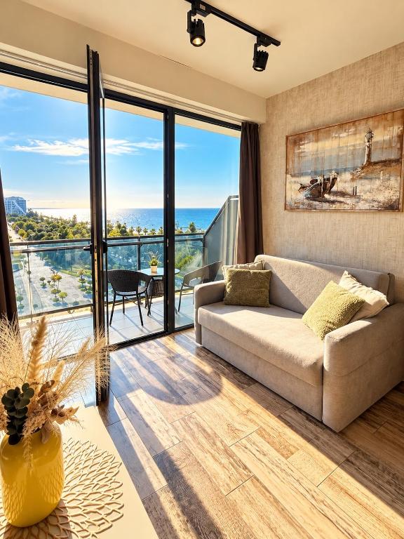 Pearl of beach, 6 floor - B&B Batum