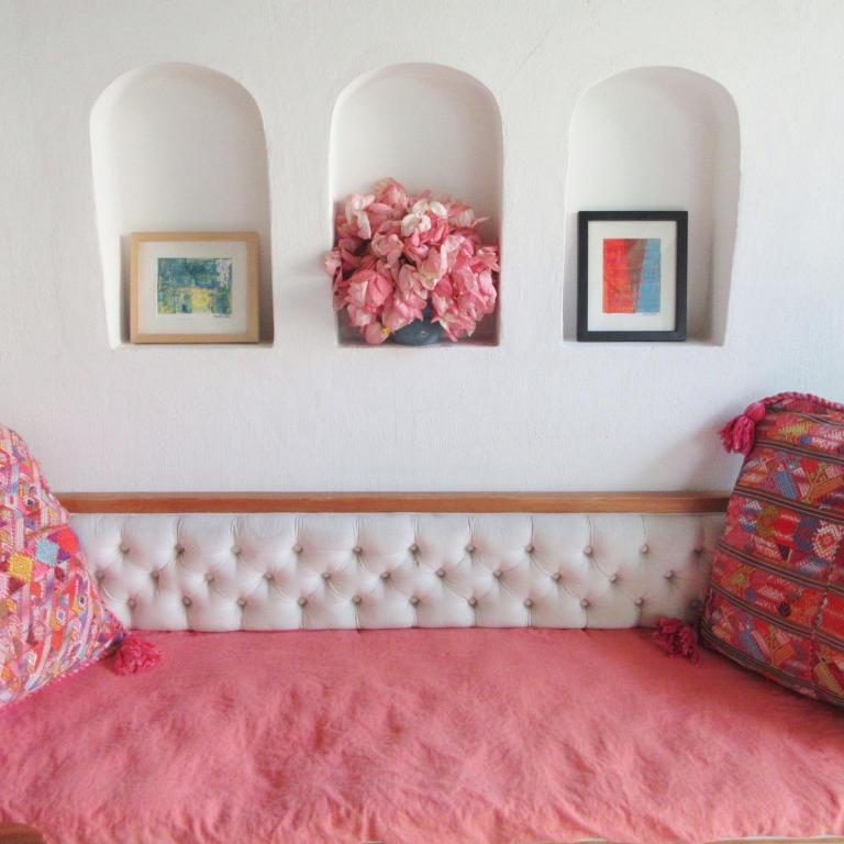 Casa Clara 2 bedrooms and 2 kitchens with a Large Flowery Garden - B&B Lo de Marcos