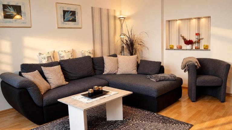 Apartment 24 modern & gemütlich - Ferienwohnung Dessau