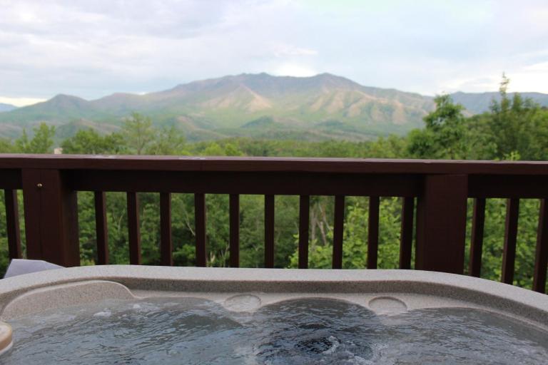 Heavenly View - Hot Tub - Game Room - Pet-Friendly - Chambres d'hôtes Gatlinburg