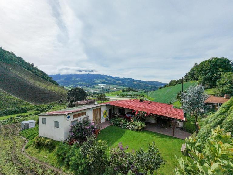 Las Nubes Hostal - B&B Las Nubes
