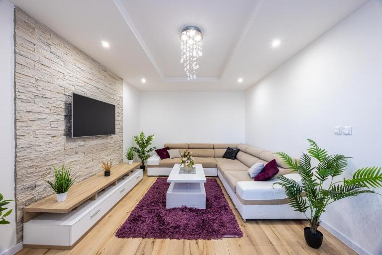 High Tatras City Apartment - Chambres d'hôtes Poprad