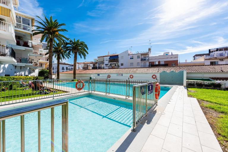 CORONADO 4 MENYBER - Chambres d'hôtes Nerja