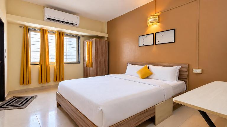 Hotel Saraswati Comfort by Revmagic-Nxt to Sinhgad College - B&B Pune
