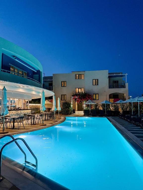 Evdokia Suites - B&B Goúves