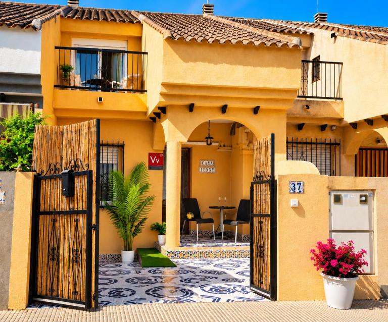 Villa Jenny Private Coastal Home in Los Alcazares - B&B Los Alcázares