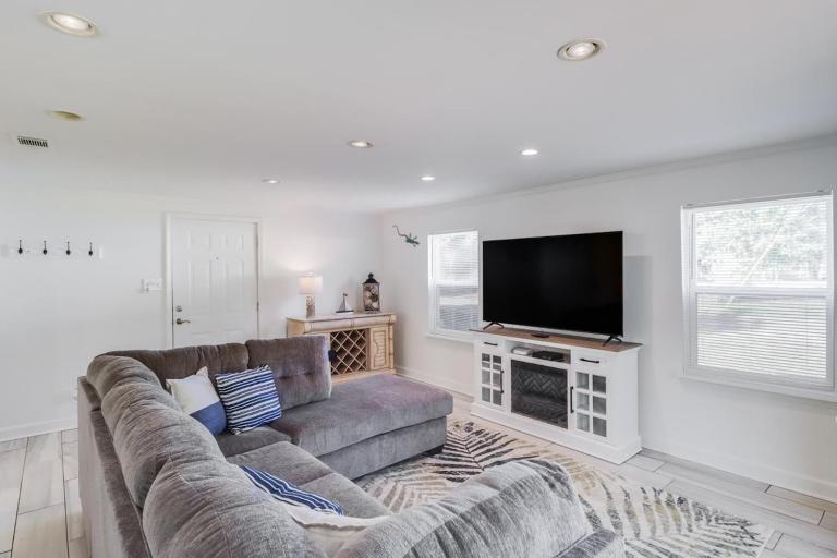 The Magnolia Retreat - Ferienwohnung Gulfport