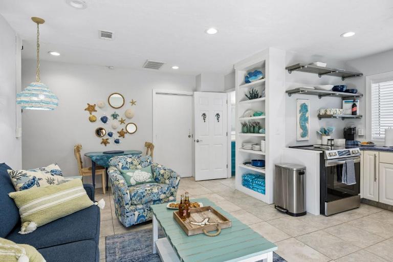 Coastal Cottage 214 - Large Ocean View Deck - Gas Grill - B&B Fernandina Beach