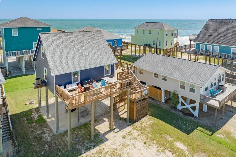 Across the Pass - Triple Water Views & 3 Sea Decks! - Ferienwohnung Freeport