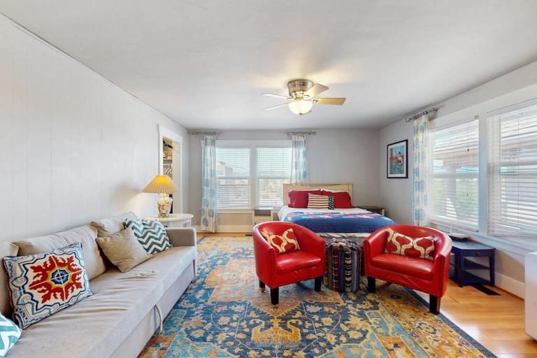 West Bremerton Cozy Home - Chambres d'hôtes Bremerton