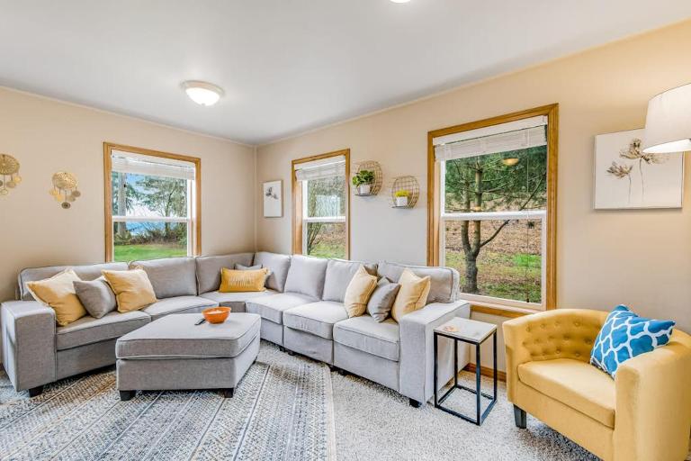 Port Susan Bay - A - B&B Sunny Shore Acres